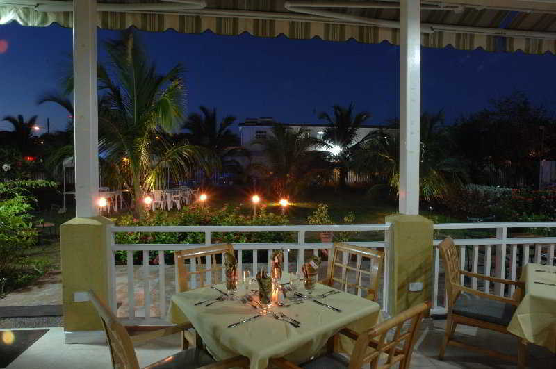 Golden Sands Hotel Κράιστ Τσερτς Εξωτερικό φωτογραφία