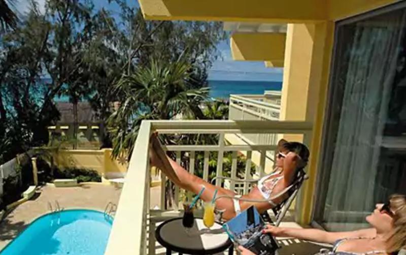 Golden Sands Hotel Κράιστ Τσερτς Εξωτερικό φωτογραφία
