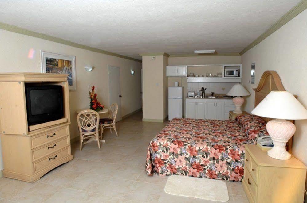 Golden Sands Hotel Κράιστ Τσερτς Εξωτερικό φωτογραφία