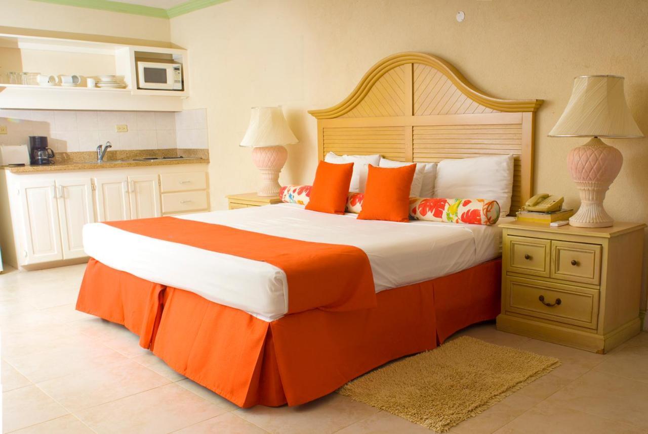 Golden Sands Hotel Κράιστ Τσερτς Εξωτερικό φωτογραφία